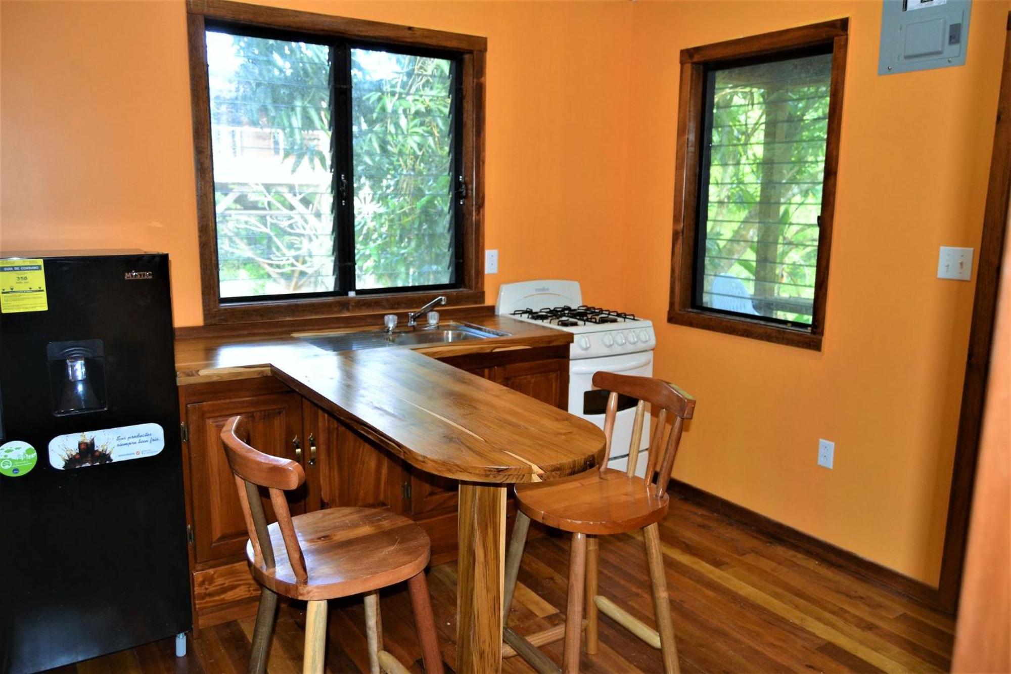Iguana Roost Tourism Gold Standard Fully Equipped Two Bedroom Cabin San Ignacio Esterno foto